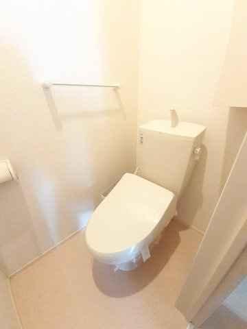 サンシーブルＡのトイレ|清潔感のあるトイレです