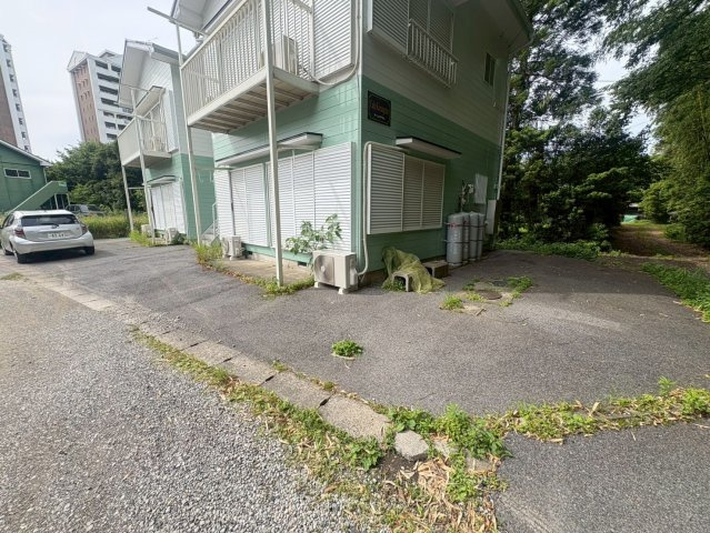 【駐車場】
