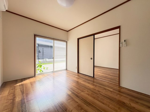 【居間・リビング】