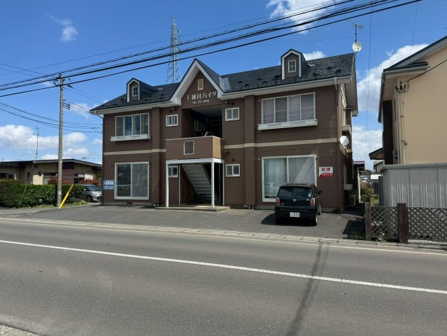 十和田市　一棟アパートの間取り