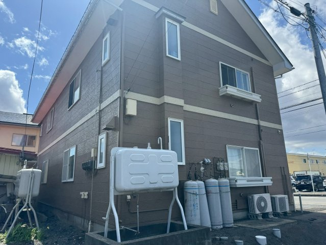 十和田市　一棟アパートの外観