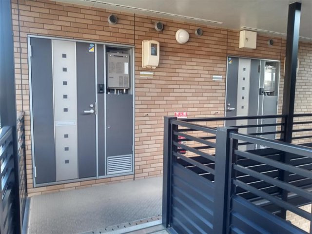 レオネクストヴェンセルの玄関