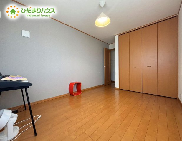 野田市宮崎　中古戸建　平成18年築の洋室|居室にゆとりが持てる大収納クローゼット付き♪					
