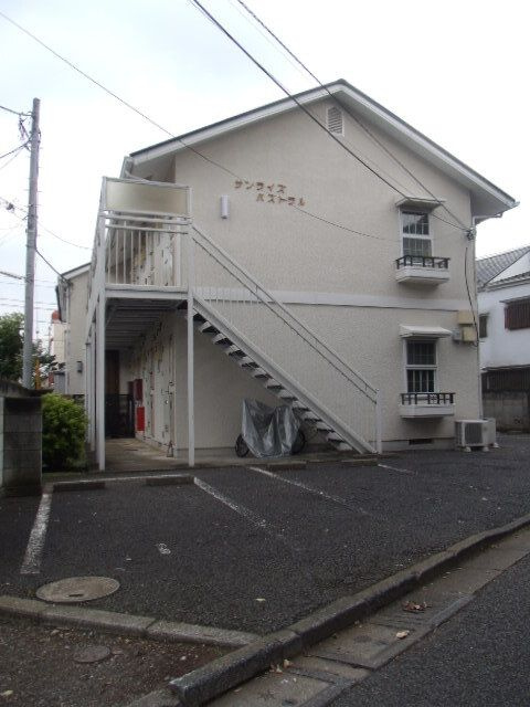 サンライズパストラルの外観