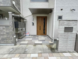 【エントランス】 | クリエオーレ近江堂