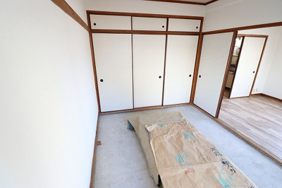 【洋室】 | 小山マンション