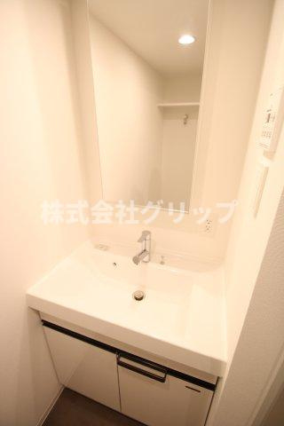 オープンブルーム伊勢佐木町の独立洗面台