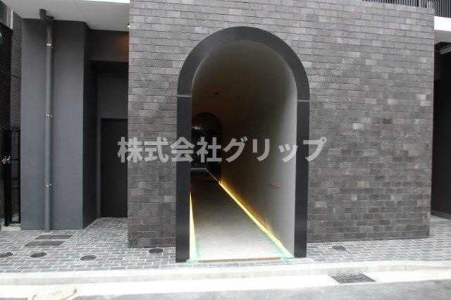 オープンブルーム伊勢佐木町のエントランス