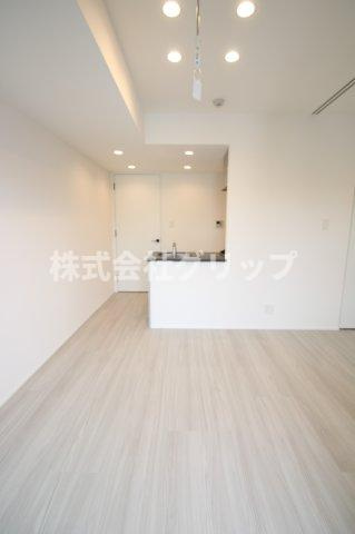 オープンブルーム伊勢佐木町の居間・リビング