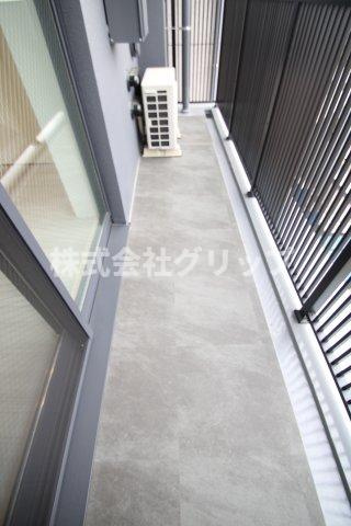 オープンブルーム伊勢佐木町のバルコニー