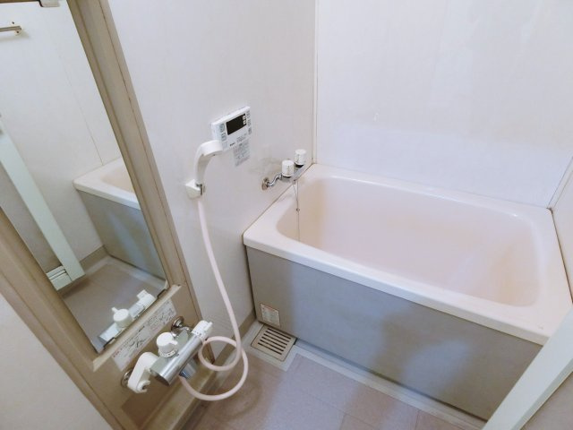 リブレ三光Vの浴室