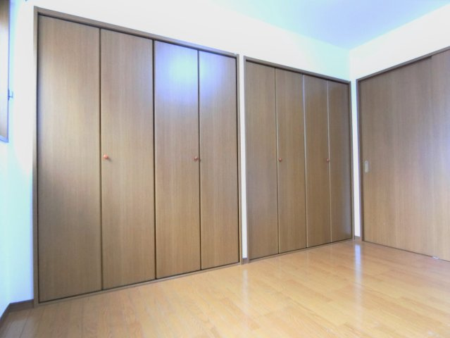 リブレ三光Vの寝室