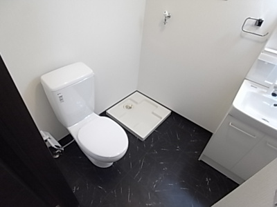 【トイレ】 | グラジーエ大久保 | コンパクトで使いやすいトイレです