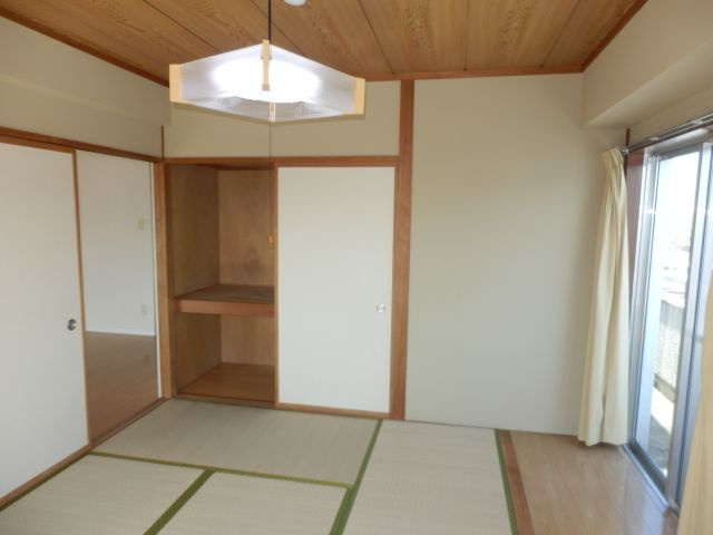 パークシティ八日町の和室