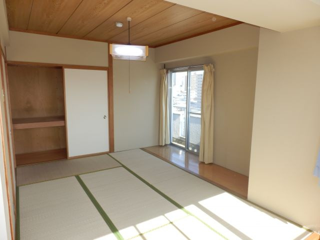 パークシティ八日町の和室