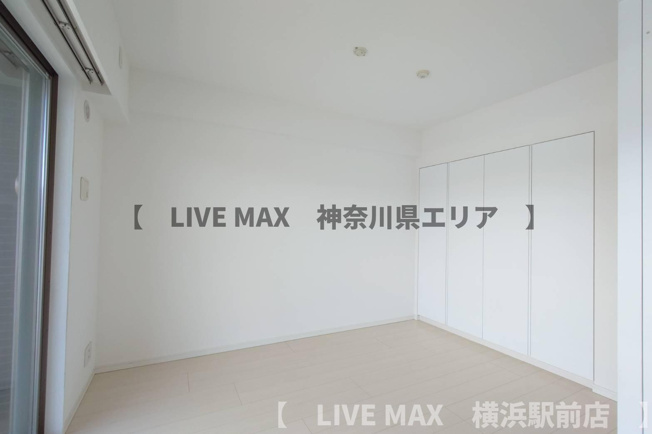 【寝室】
