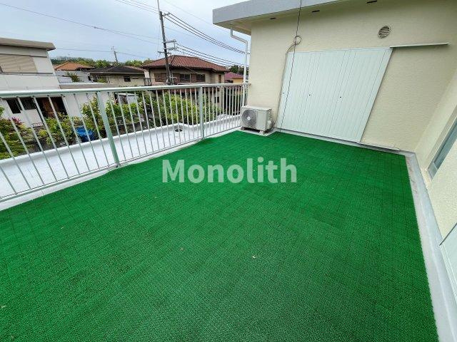 赤坂台1丁庭園住宅のバルコニー