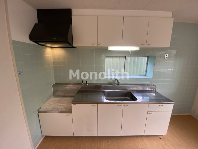赤坂台1丁庭園住宅のキッチン