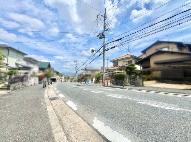 【前面道路含む現地写真】の画像