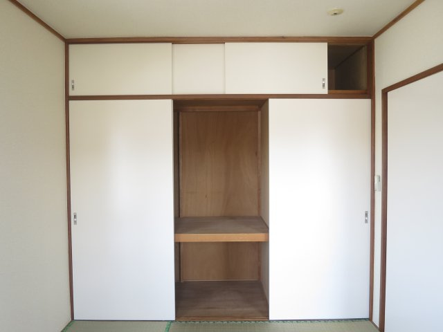 ボヌール西ヶ岡の収納|和室　押入　※現況優先