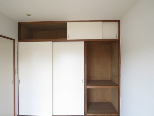 ボヌール西ヶ岡の収納|洋室１　収納　※現況優先