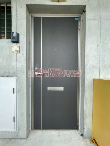 新hajimeの玄関|収納もある玄関です