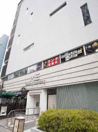 Ｍ三　ＤＩＮＩＮＧ　ＢＵＩＬＤＩＮＧの周辺