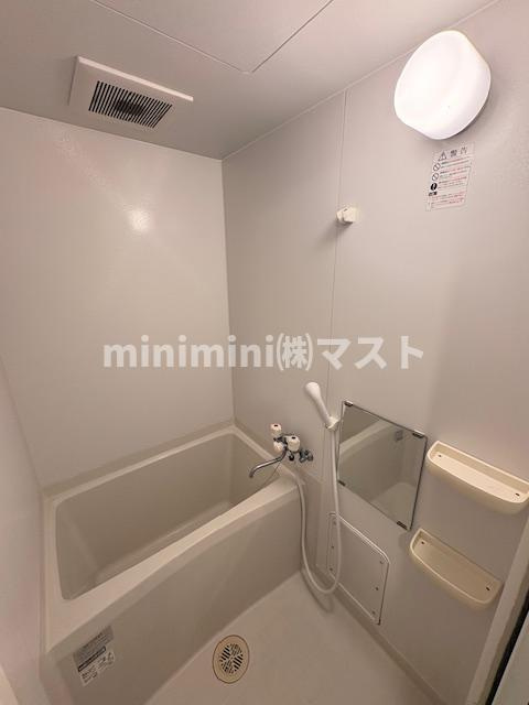 嵜本レジデンス福島の浴室