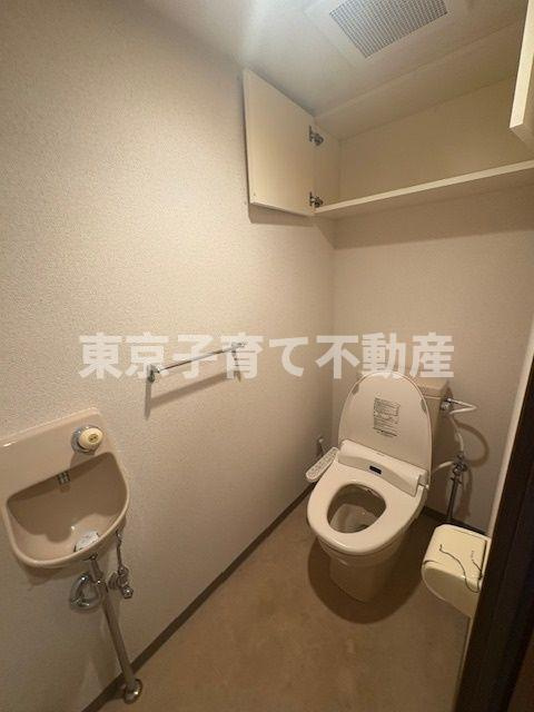 KDXレジデンス千駄木の浴室