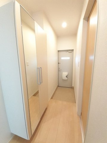 グラッツェの玄関