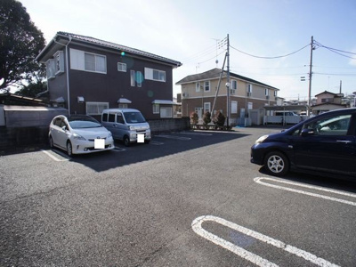 【駐車場】 | コンフォートＤ | 駐車場2台可能です♪