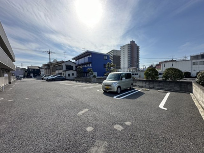 【駐車場】 | レフィナード末広