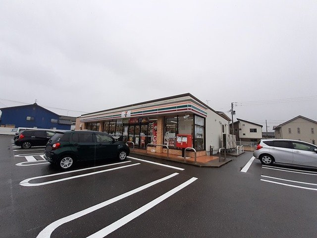 コムラードの周辺|セブンイレブン新潟内野町店まで145m