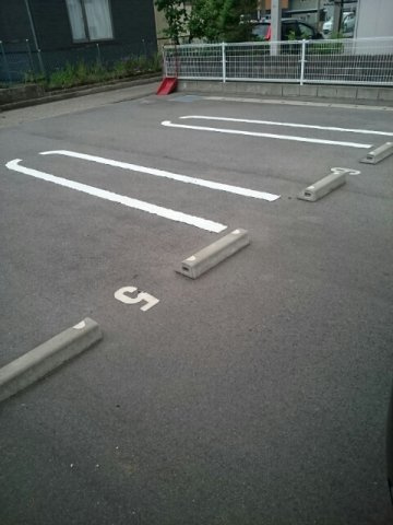 ベルクローバーの駐車場
