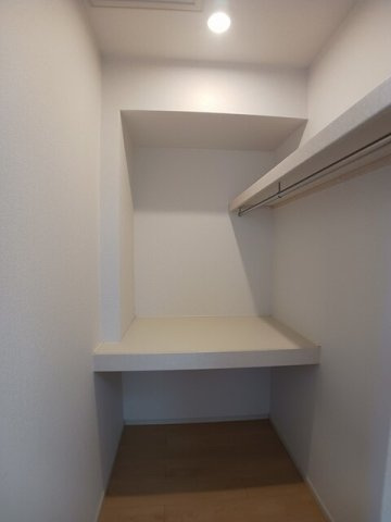 サン・プリムローズの収納