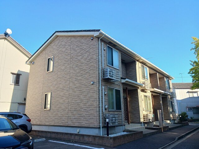 ポローニアの外観
