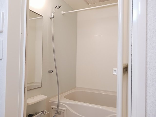 ラ・セーヌ　みよいⅠの浴室