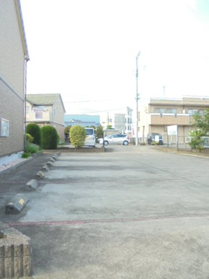 【駐車場】 | セレーノ | 駐車場です