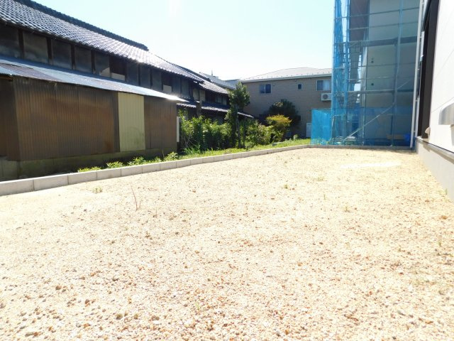 海部郡蟹江町大字須成字川西上の新築一戸建の庭|◇庭◇　　南に広い庭付き！　家庭菜園やＢＢＱなどが楽しめます。