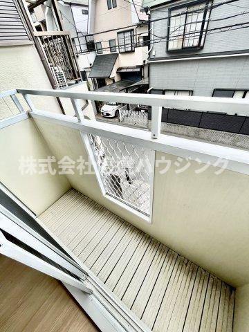 服部本町５丁目貸家のバルコニー