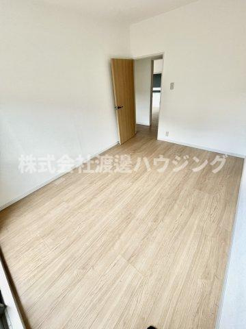 服部本町５丁目貸家の寝室