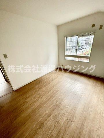 服部本町５丁目貸家の寝室