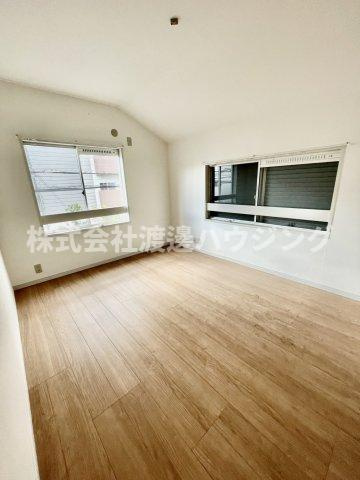 服部本町５丁目貸家の寝室