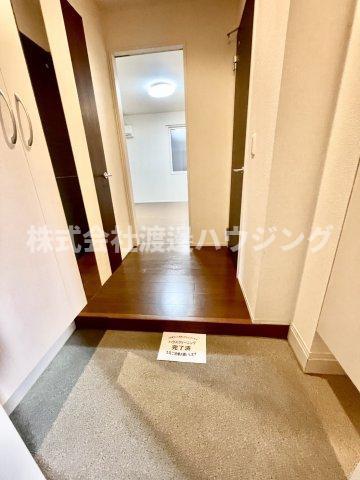 ロイヤルメゾン豊中 の玄関