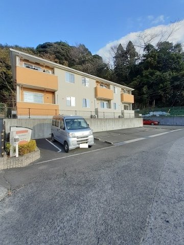 アルコバレーノの駐車場