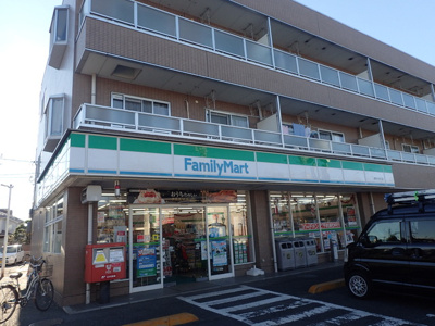 ファミリーマート 浦和大谷口店まで350ｍ