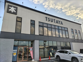 ＴＳＵＴＡＹＡ 二十世紀が丘店まで550ｍ