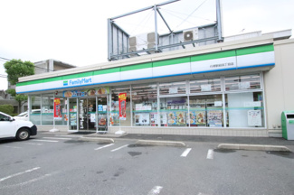 ファミリーマート行徳駅前店４丁目まで300m