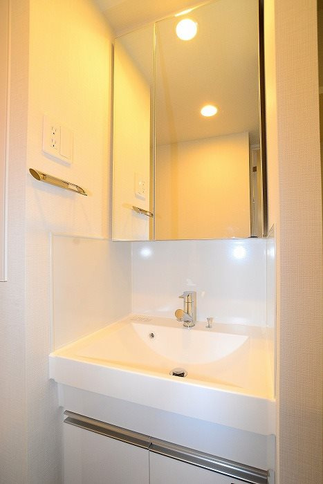 ステージファースト蔵前アジールコートの洗面所