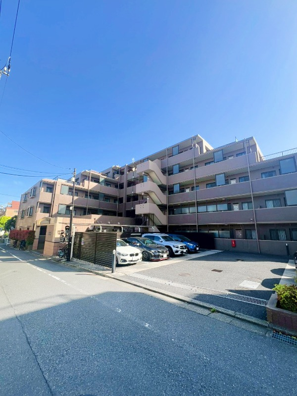 大田区上池台３丁目の賃貸マンションの外観